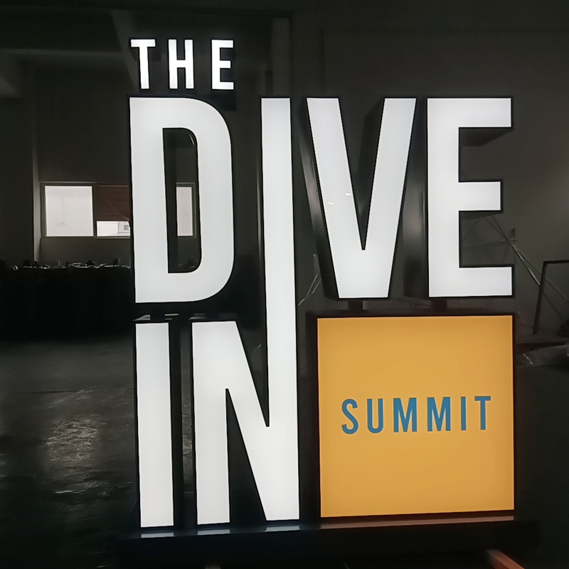 Custom landmark sign free standing huge letters led signage (3).jpg